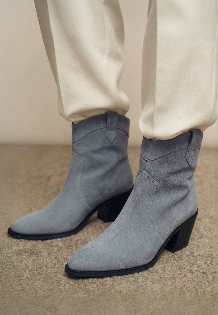 Block Heeled Cowboy Boots Lucia - Blue