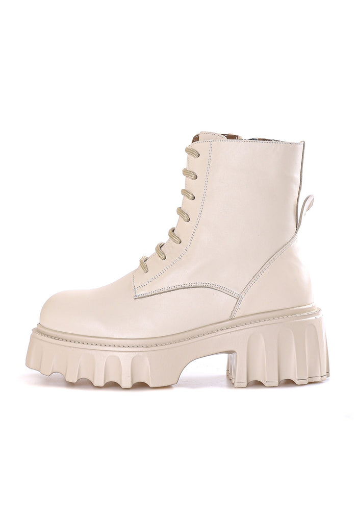 Bold Edge Combat Boots - Beige