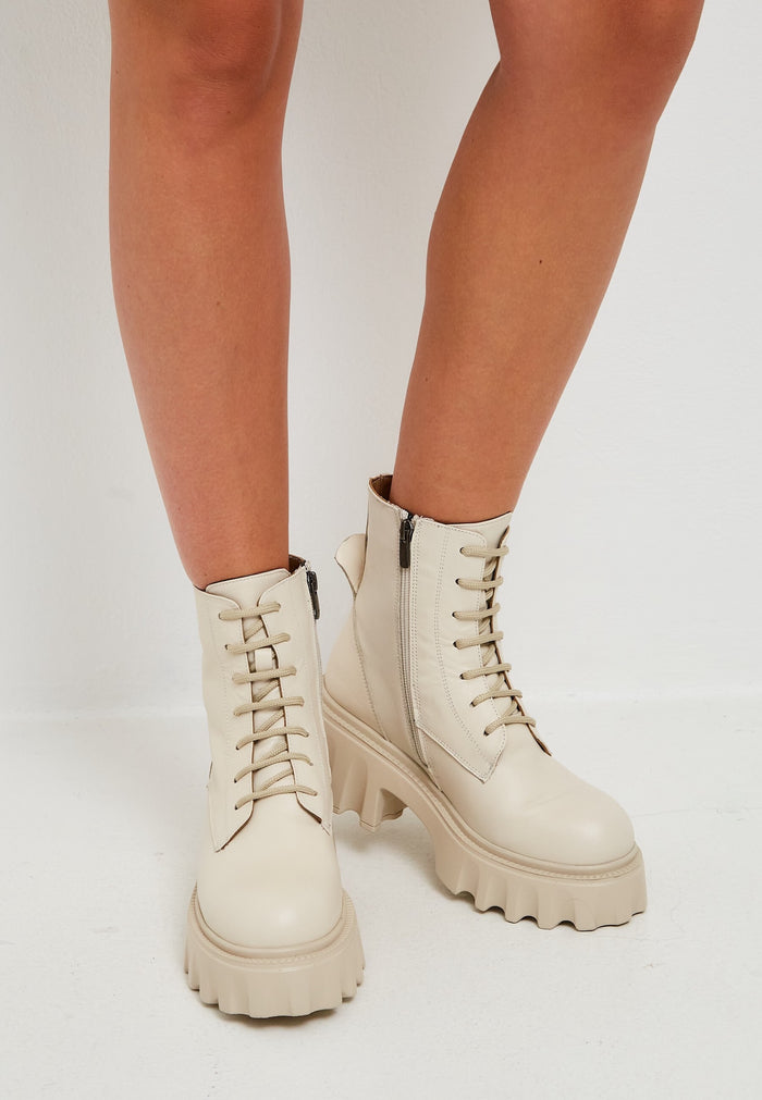 Bold Edge Combat Boots - Beige
