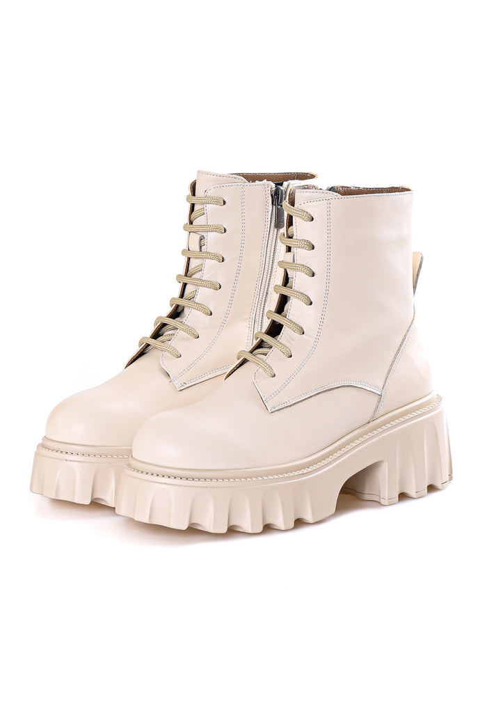 Bold Edge Combat Boots - Beige