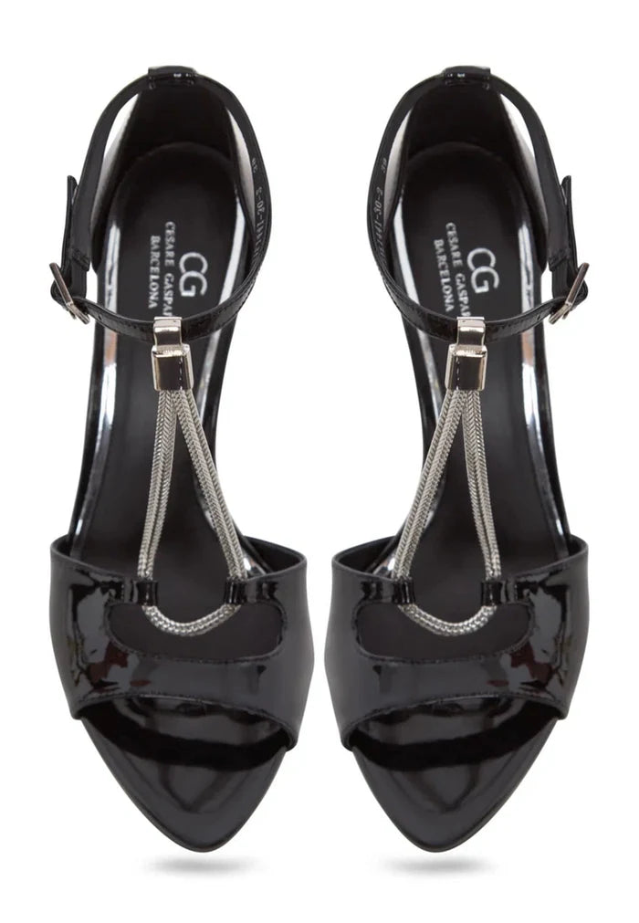 Chain Reaction Sandals