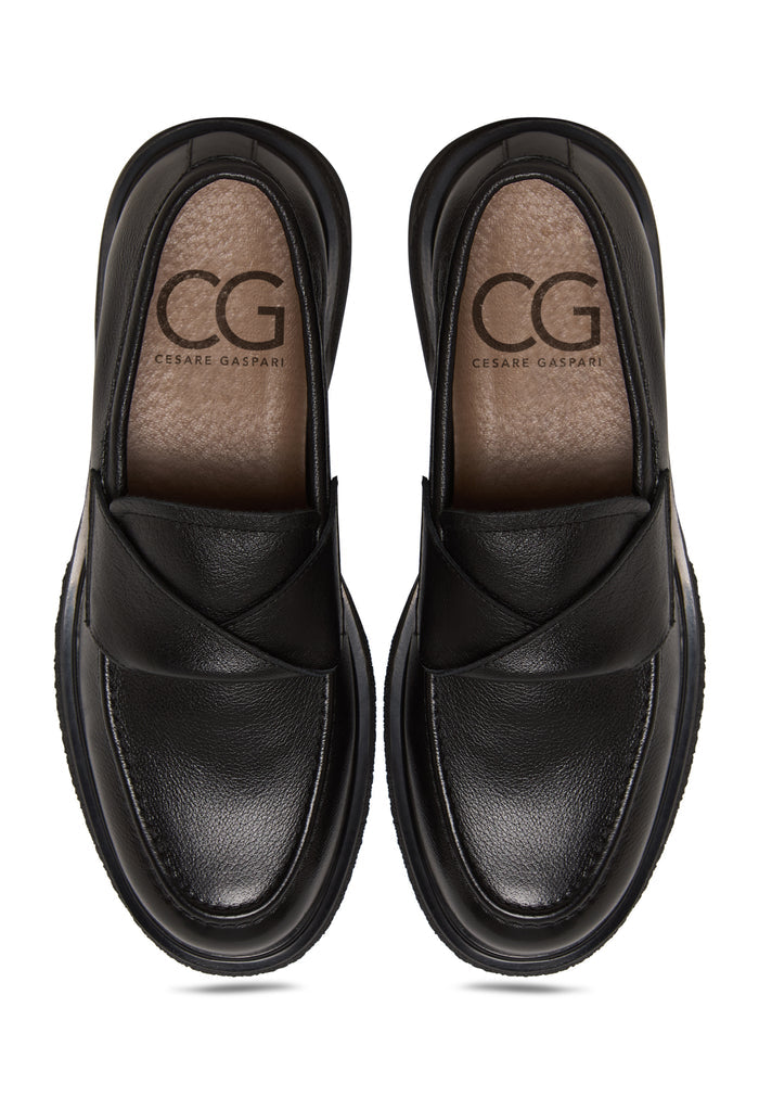 Classic Leather Twist Loafers – Black