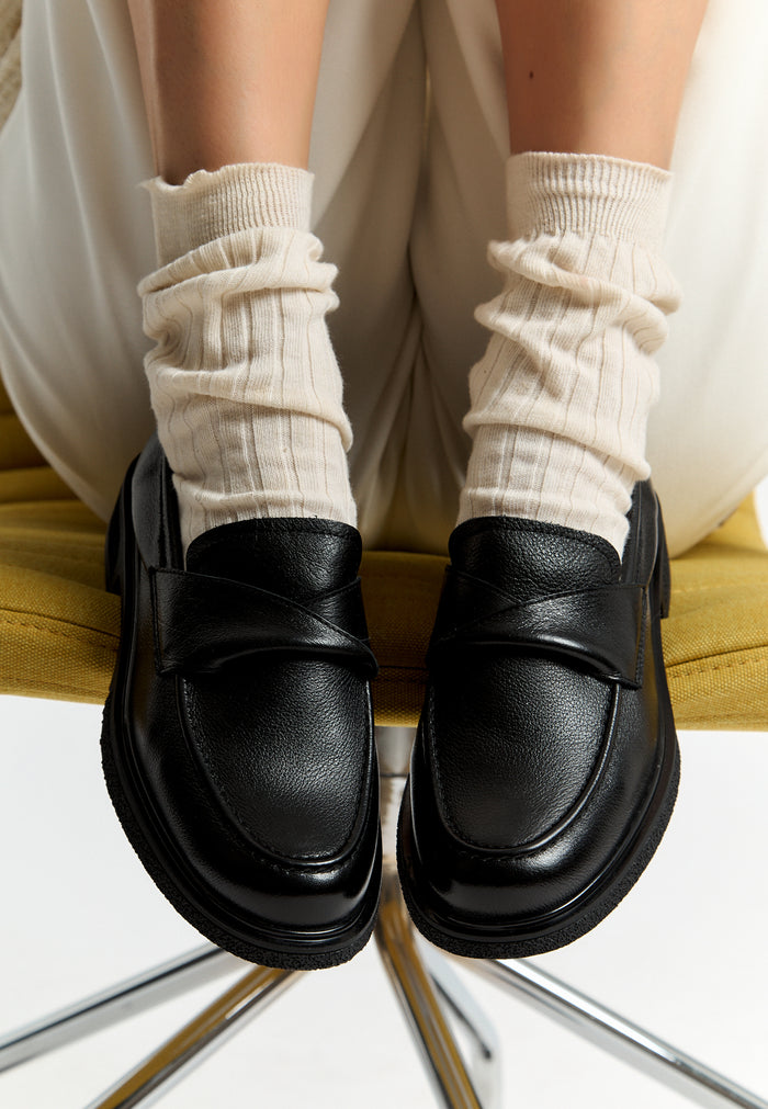 Classic Leather Twist Loafers – Black