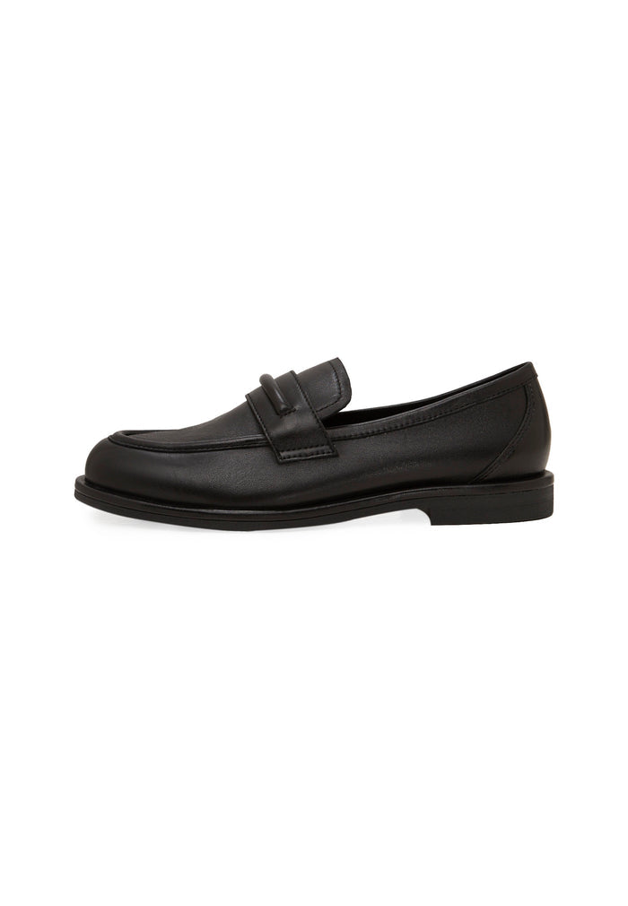 Classic Penny Loafers – Black