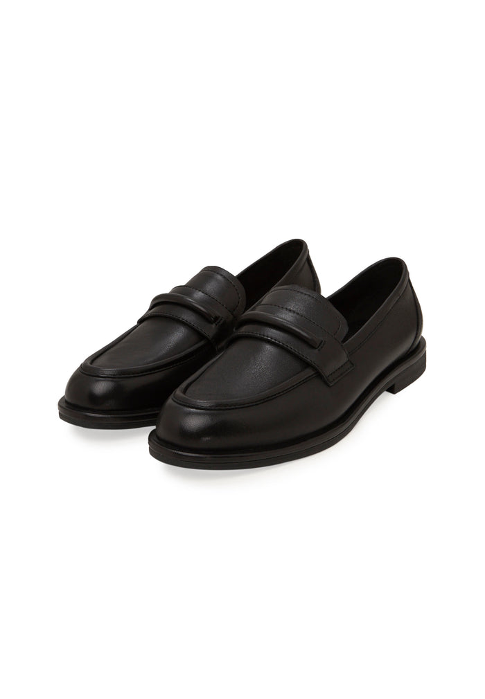 Classic Penny Loafers – Black