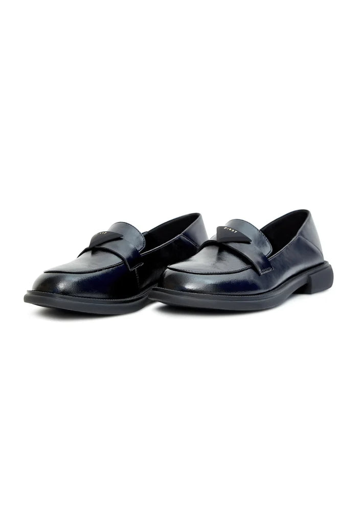 A stylish pair of black slip-on loafers for men, perfect for any classic ensemble.