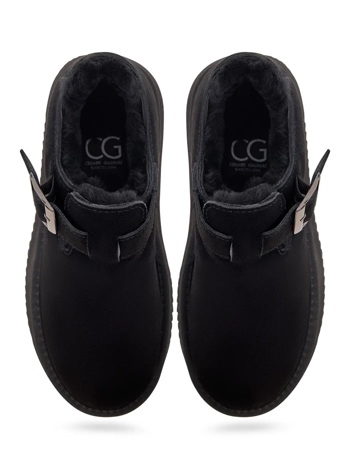 Cocoa Buckle Shearling Loafer - Black