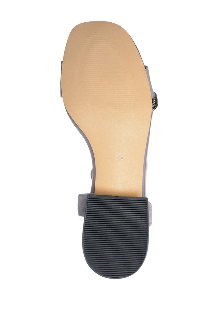 Embellished T-Bar Leather Sandals – Grey
