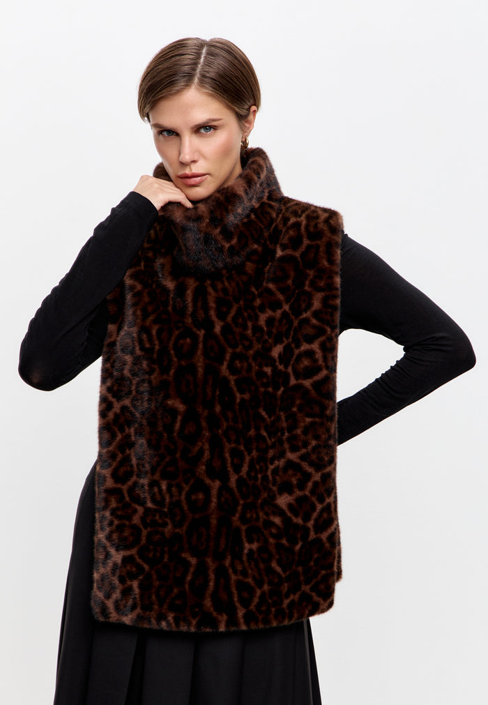 Faux Fur Sleeveless Sculpted Top with Collar – Brown Leopard