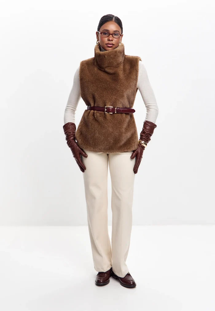 Faux Fur Sleeveless Sculpted Top with Collar – Brown