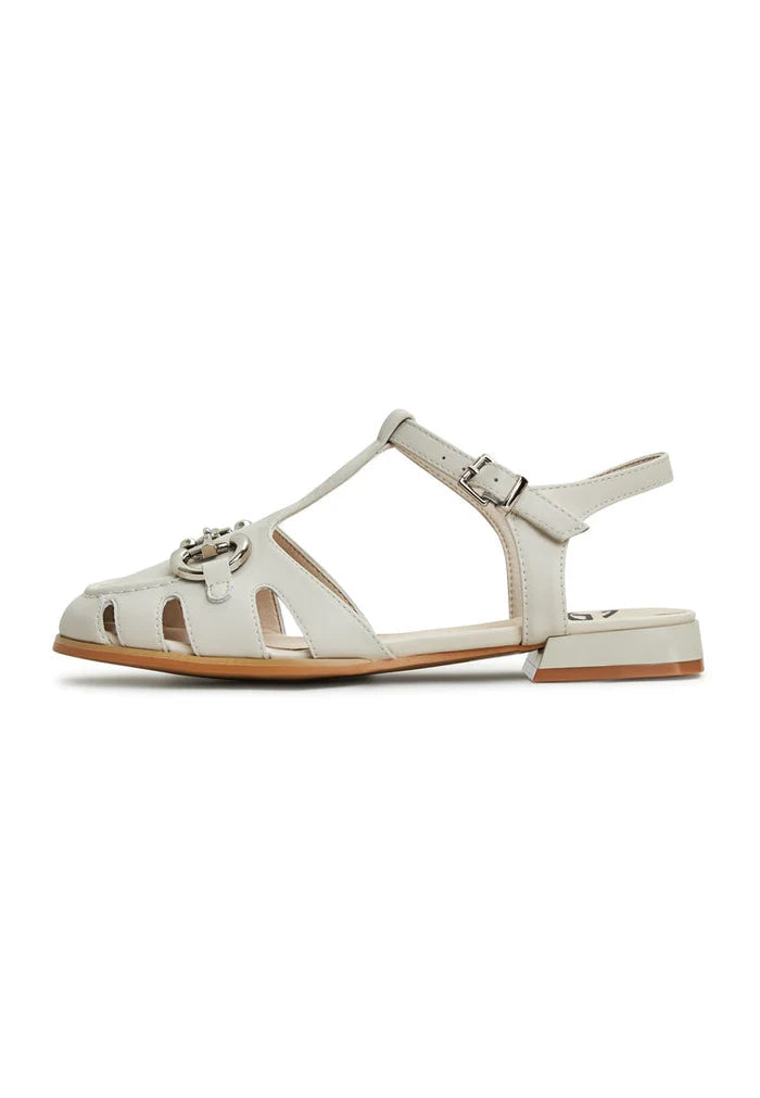 A pair of comfortable beige Aisha flat sole sandals for women.