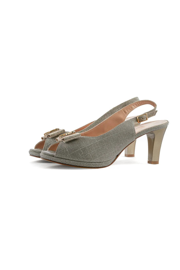 Glamour Bloom Sandals - Silver