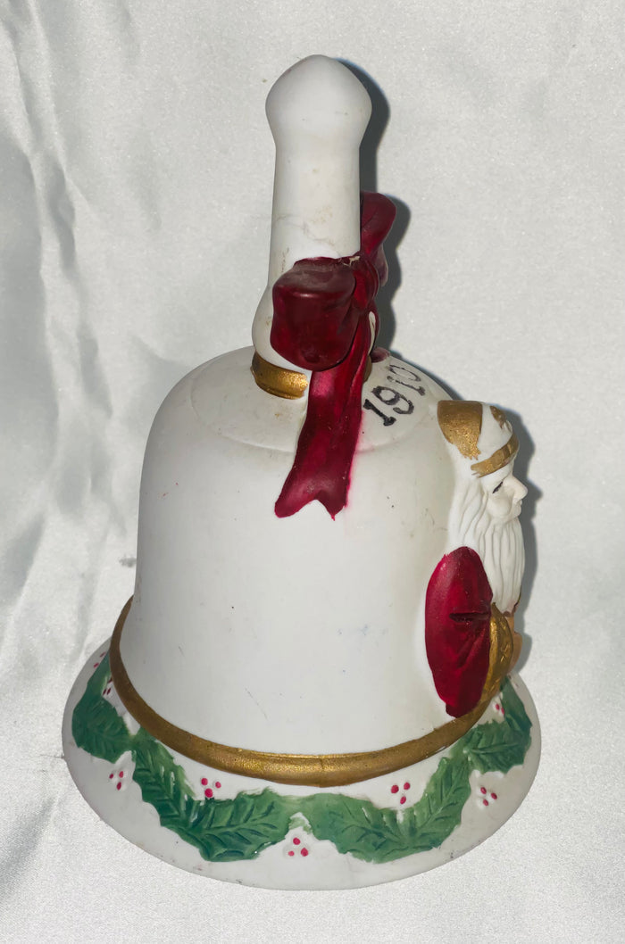 Vintage Flambro Bell “Memories of the Legend” 1910 St. Nick