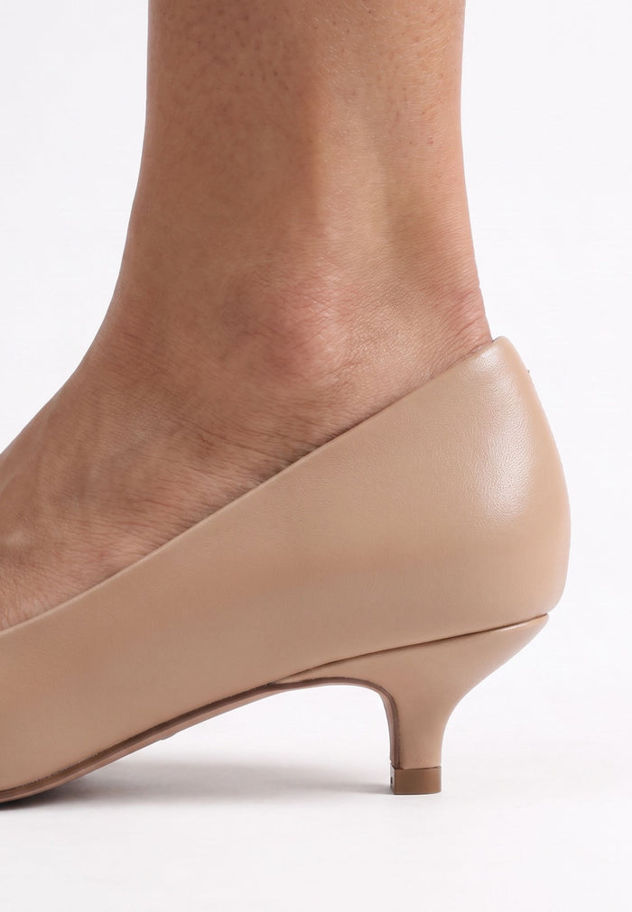 Kitten Heel Pointed Pumps - Beige
