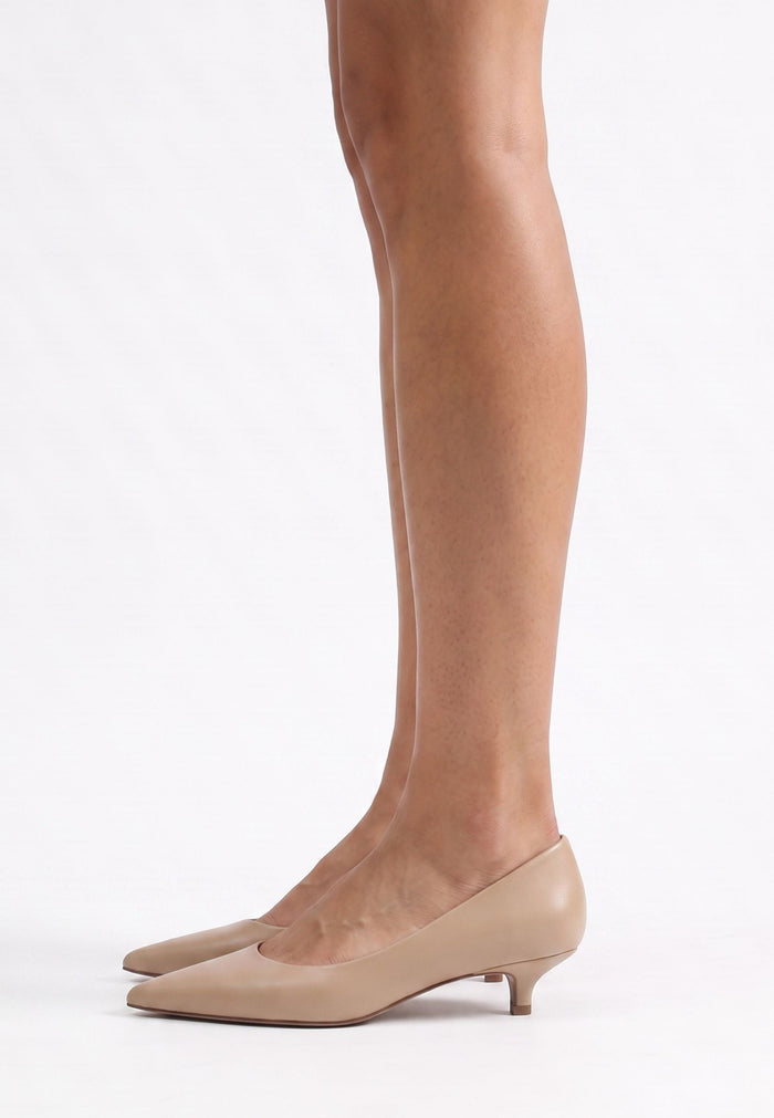 Kitten Heel Pointed Pumps - Beige