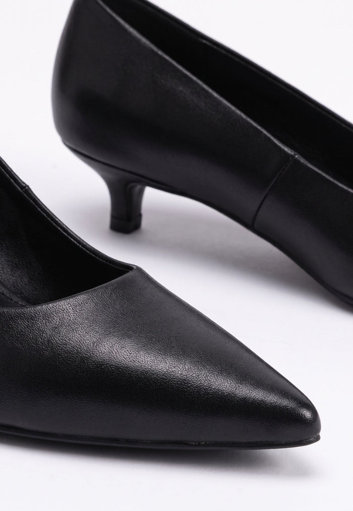 Kitten Heel Pointed Pumps - Black