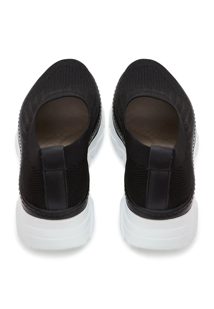Knit Slip-On Sneakers - Black