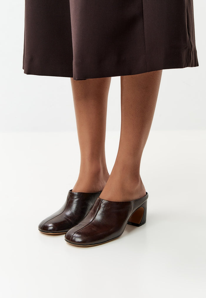 Leather Mule Pumps – Brown