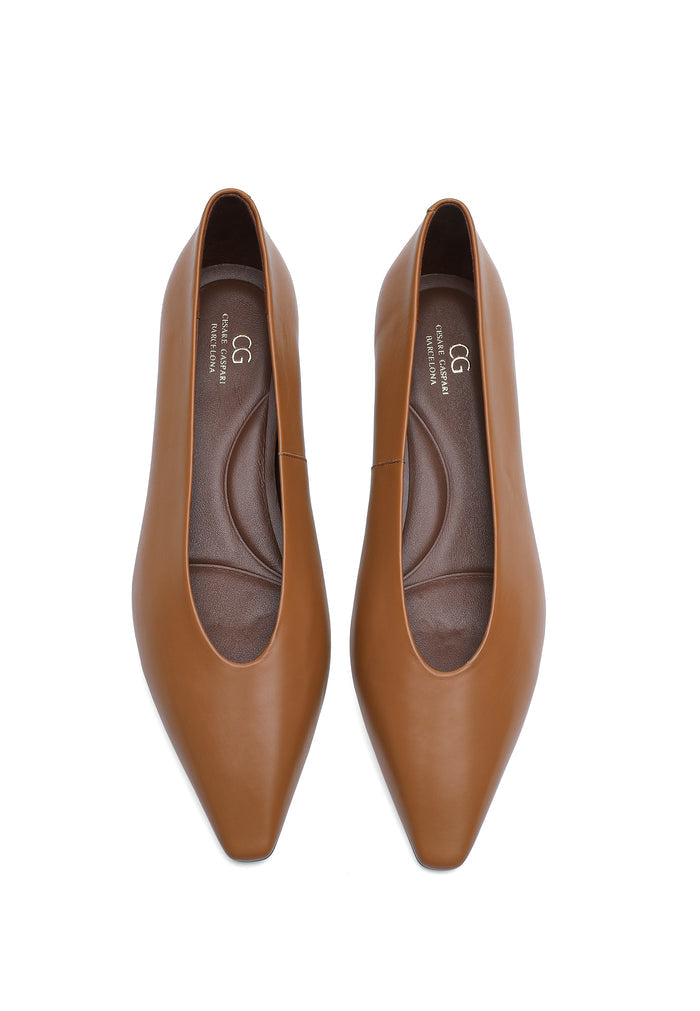 Leather Pointed Flats - Brown