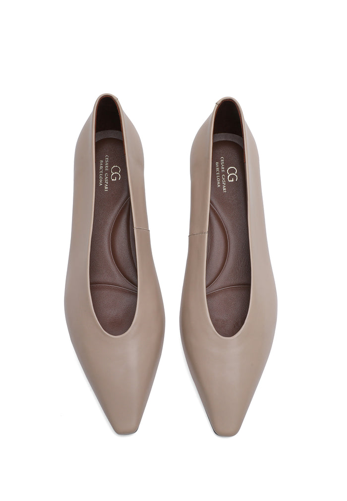 Leather Pointed Flats - Grey