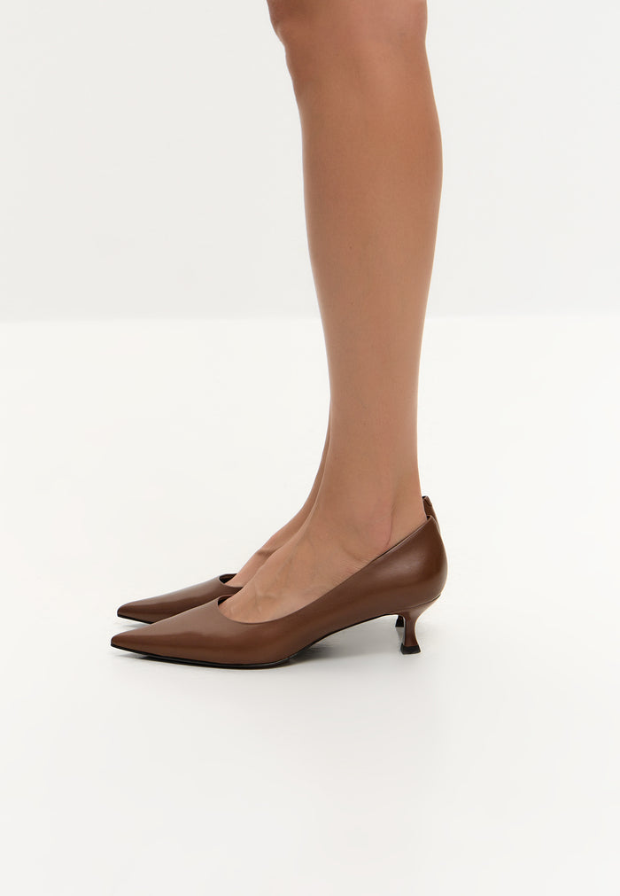 Leather Pointed Kitten Heels - Brown