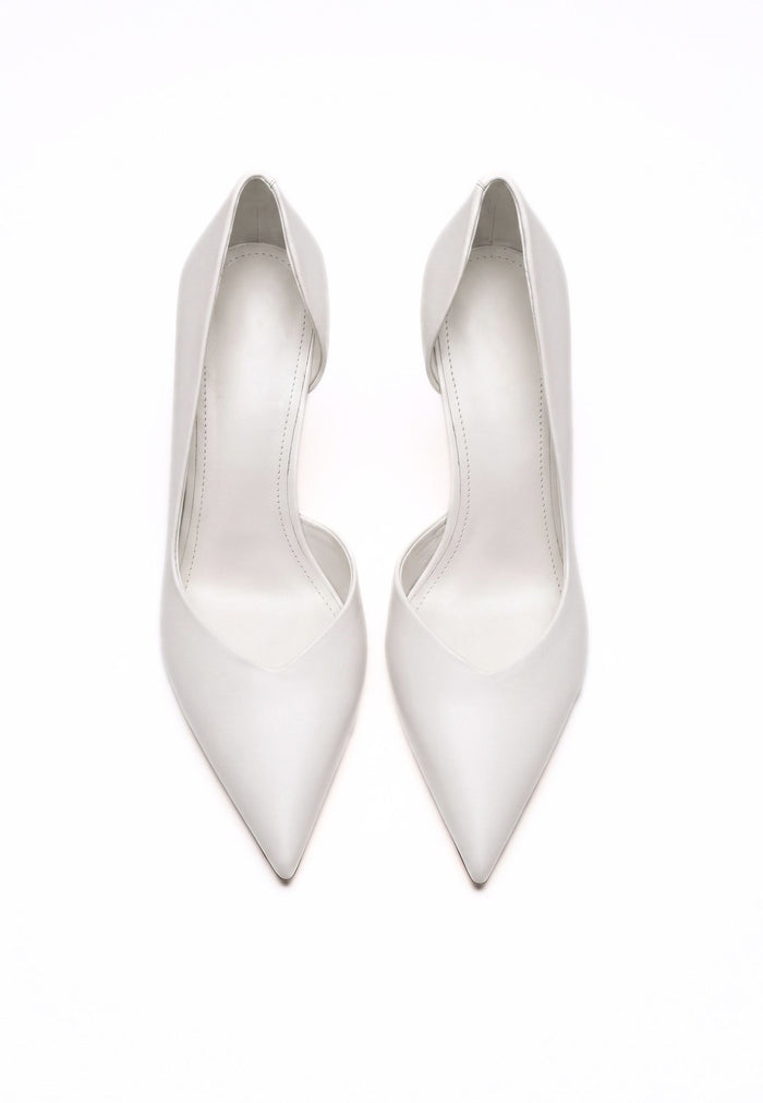 Leather Pointed Pumps - White