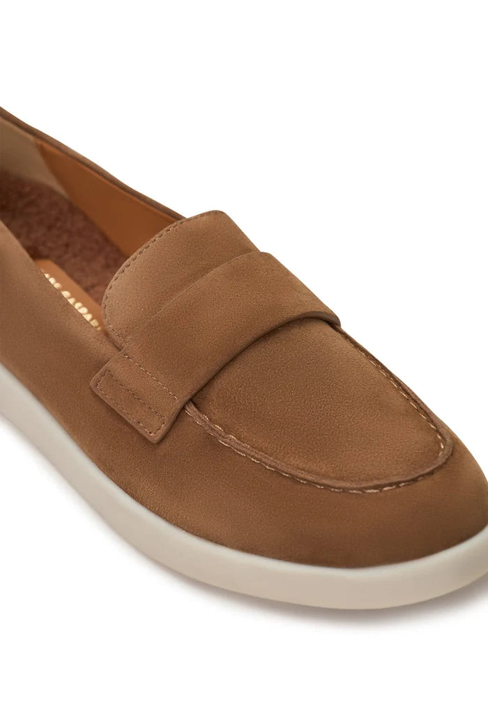 A pair of stylish low platform loafers in beige, perfect for casual wear in Alaska, ideal women's footwear option.