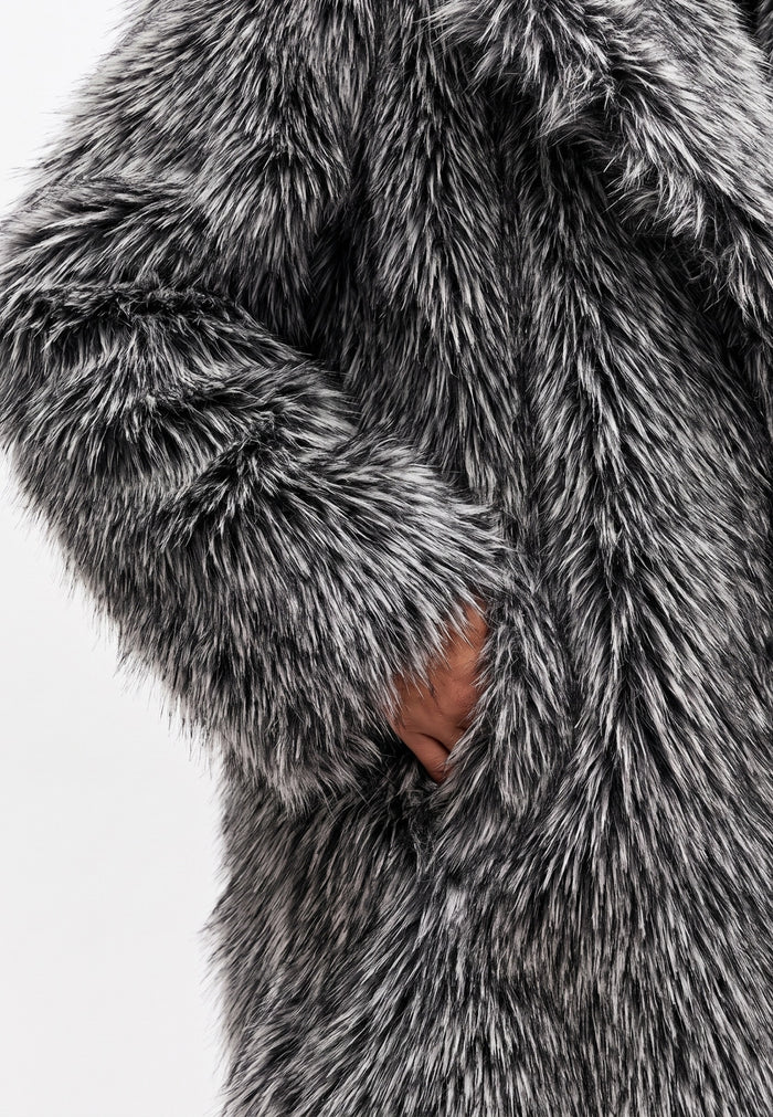 Luxurious Faux Fur Coat Natalie  - Black