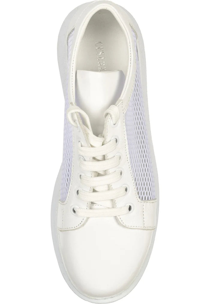 A stylish pair of white mesh panel lace-up sneakers, perfect for your active lifestyle. These athletic shoes are the ultimate combination of comfort and fashion, making them the perfect addition to your wardrobe.