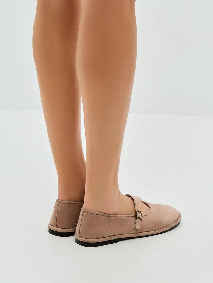 Minimalist Charm Flats - Beige Suede