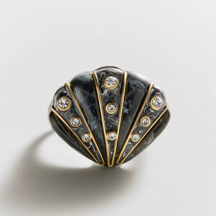 Nikki Shell Statement Ring - Black