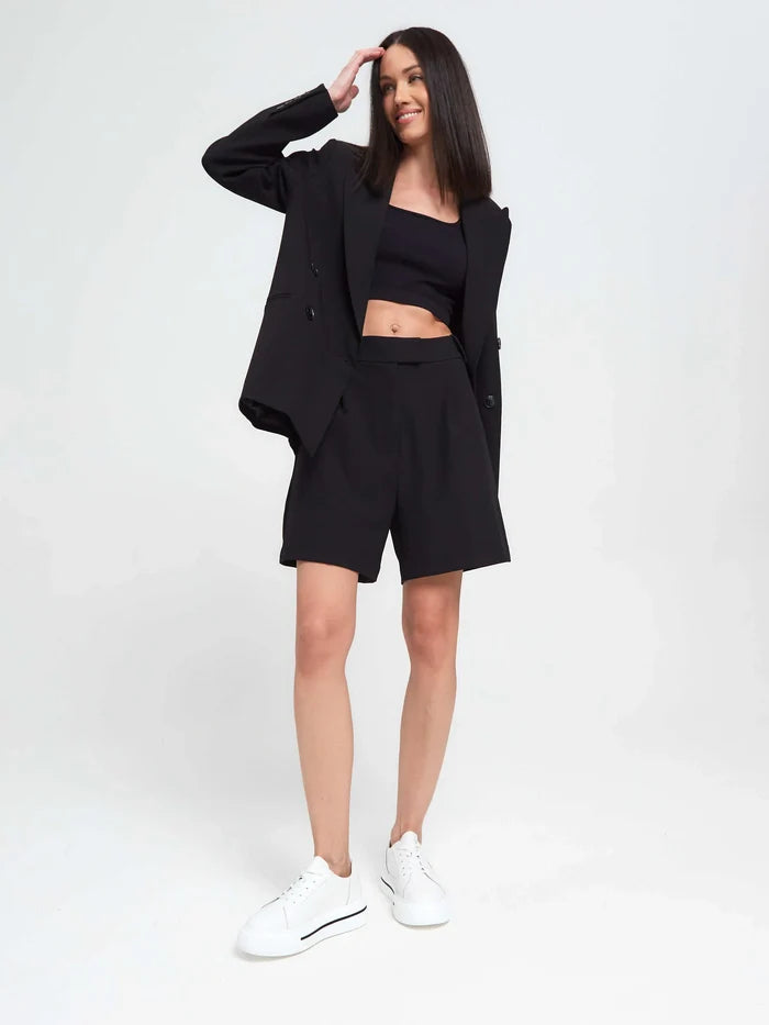 Nova Platform Leather Sneakers