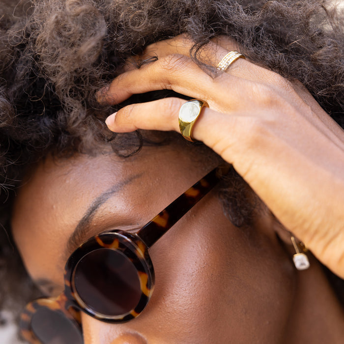 Penelope Signet Ring - Gold