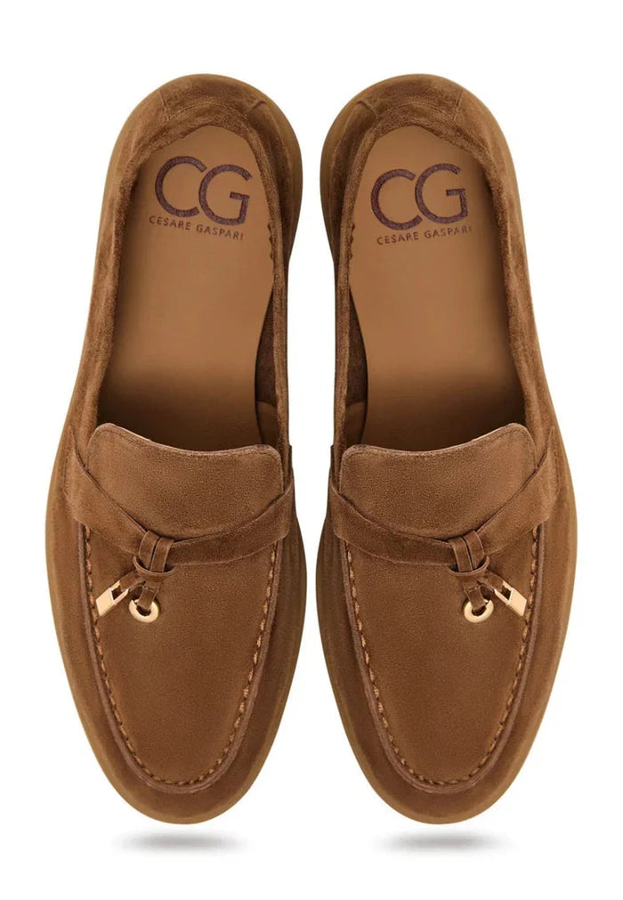 Aurelia platform moccasins in brown, stylish women's footwear for a fashionable look.
