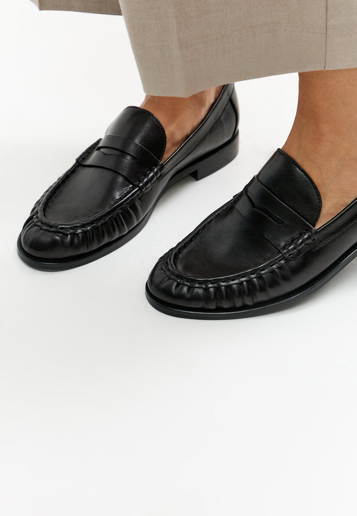 Refined Classic Penny Loafers – Black