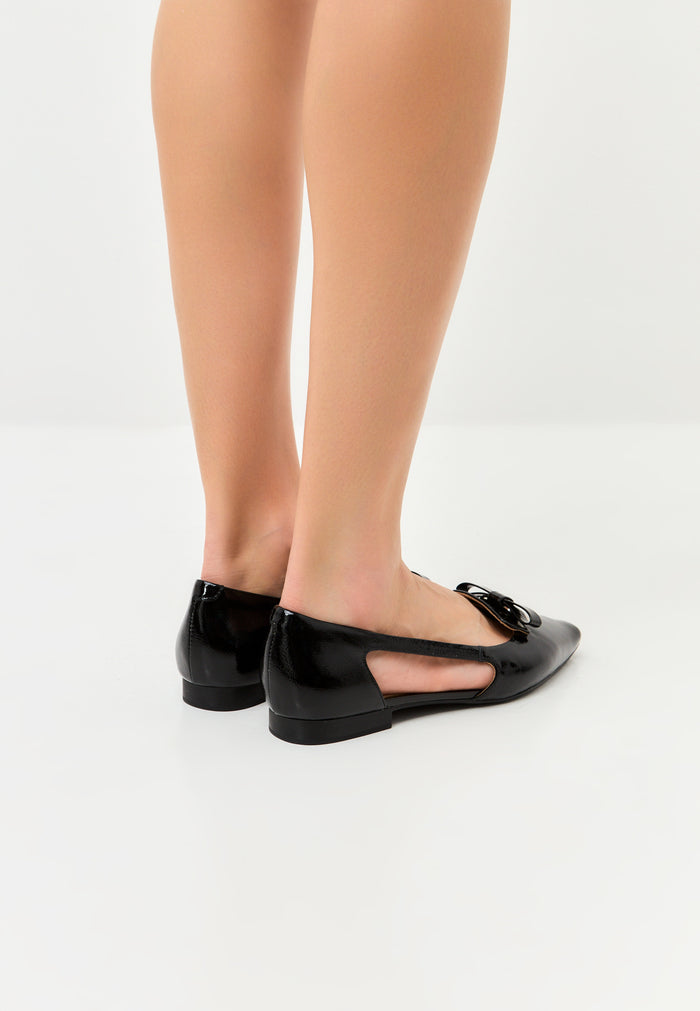 Refined Elegance Cutout Flats - Black