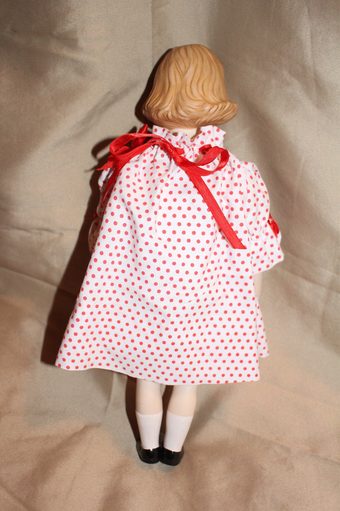 Royal Heirloom Porcelain Doll Collectible Vintage