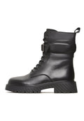 Stay warm and stylish this winter with a pair of rugged lace-up Betty wool insole boots in black - the perfect outdoor footwear choice.