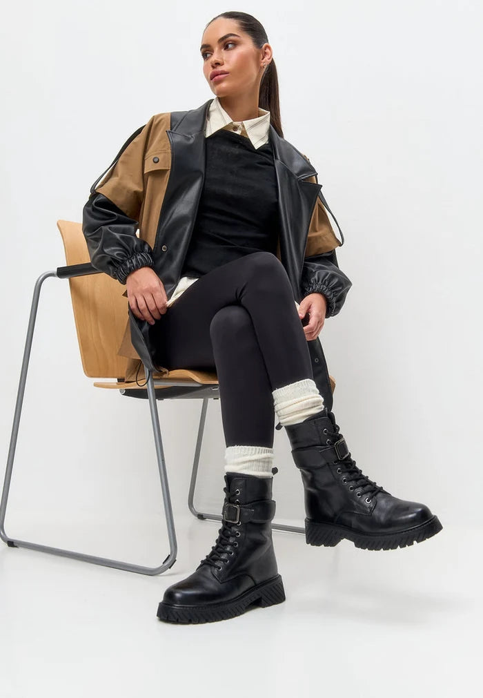 Stay warm and stylish this winter with these rugged lace-up Betty wool insole boots in black, perfect for outdoor adventures.