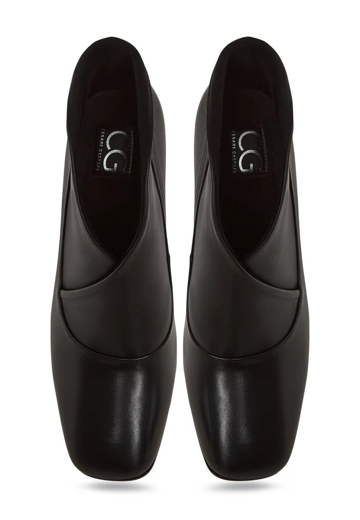 Sculpted High Vamp Ankle Shoe - Black