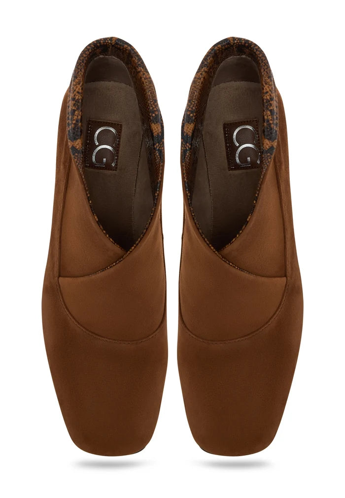 Sculpted High Vamp Ankle Shoe - Brown