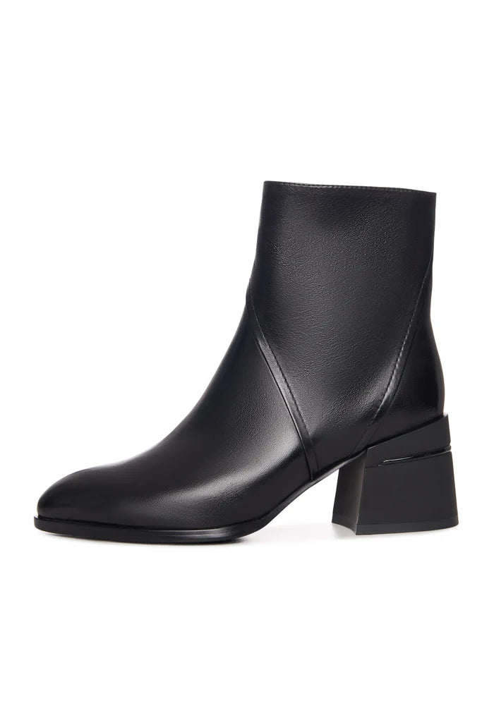 Sculpted Sophistication Ankle Boots - Black