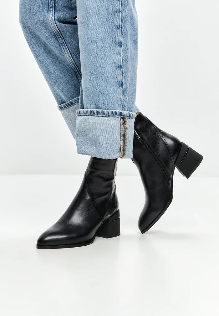 Sculpted Sophistication Ankle Boots - Black