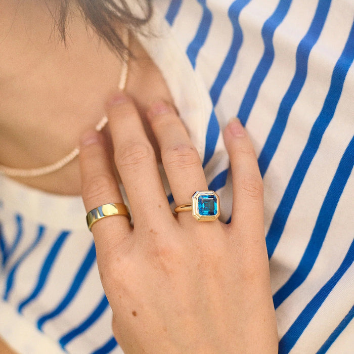 variant:Faceted Square