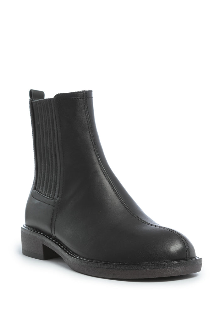 Sleek City Chelsea Boots