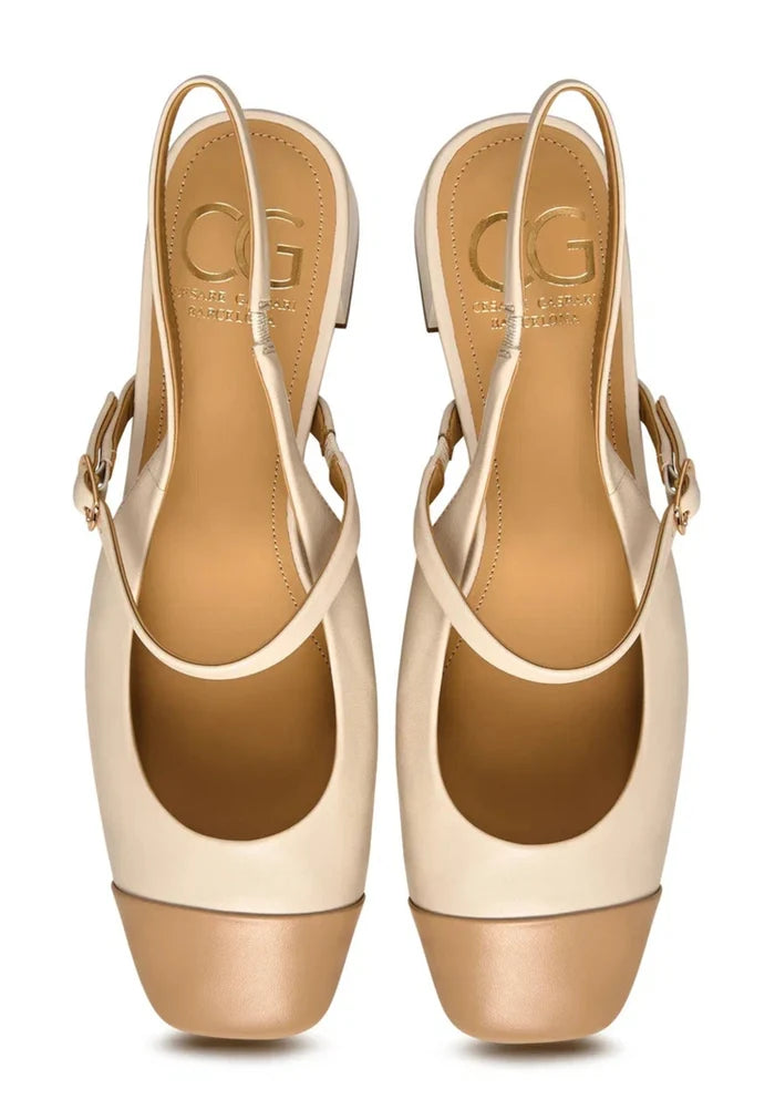 A stylish pair of women's slingback block heels in light beige, known as the Pumps Marisol, the perfect fashion block heel pumps for any occasion.