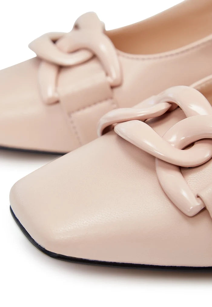 A pair of elegant women's slingback kitten heel pumps, perfect for any occasion.