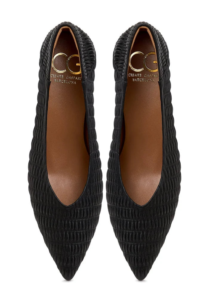 A stylish pair of Carol stiletto pumps in black, perfect for women who love high heel pumps and classic stiletto heels.