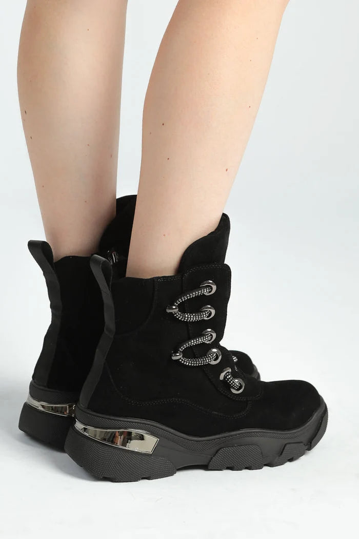Stylish Women’s Black Suede Winter Boots