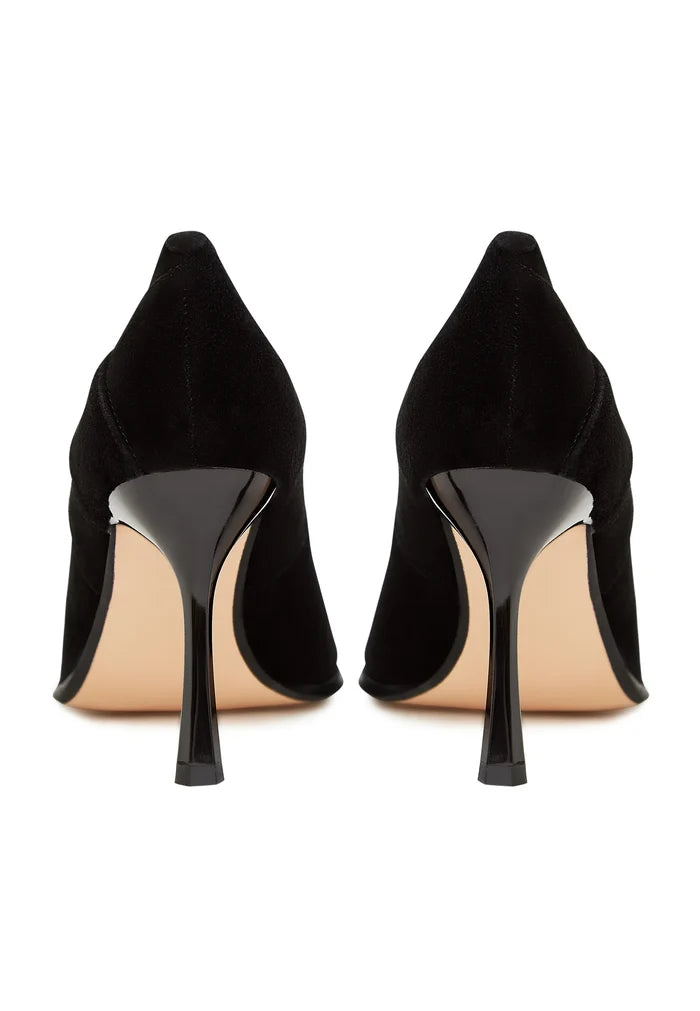 Suede Line Stiletto Pumps – Black